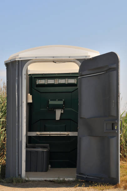 Best Luxury portable toilet rental  in Glenpool, OK